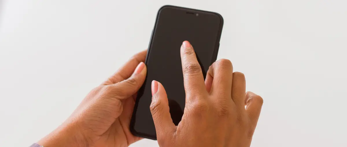 iPhone stuck on black screen